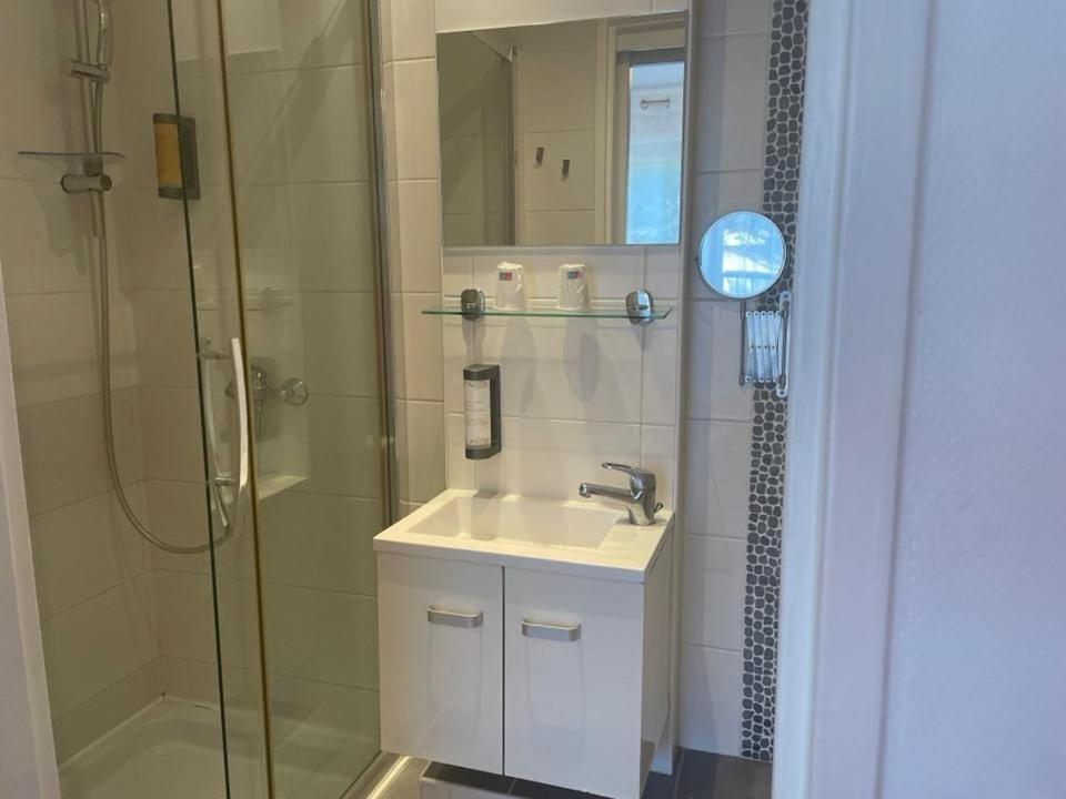 הייר Hotel Le Mediterranee מראה חיצוני תמונה