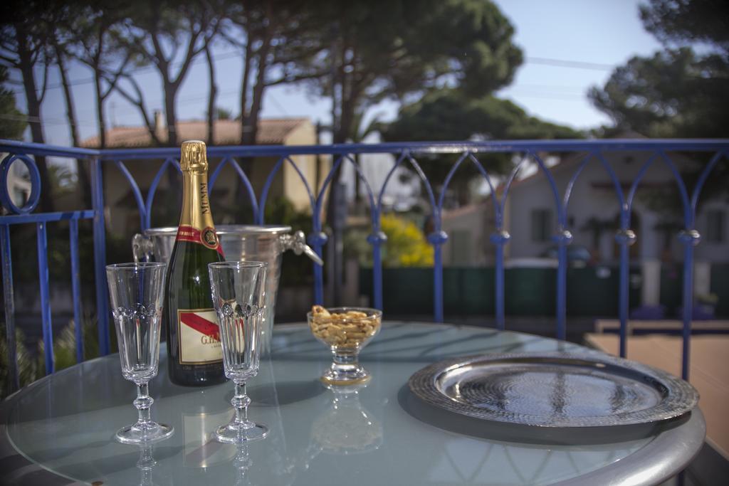הייר Hotel Le Mediterranee מראה חיצוני תמונה
